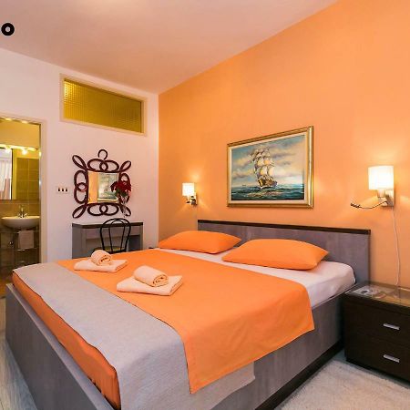 Apartments Nives Poreč Kültér fotó