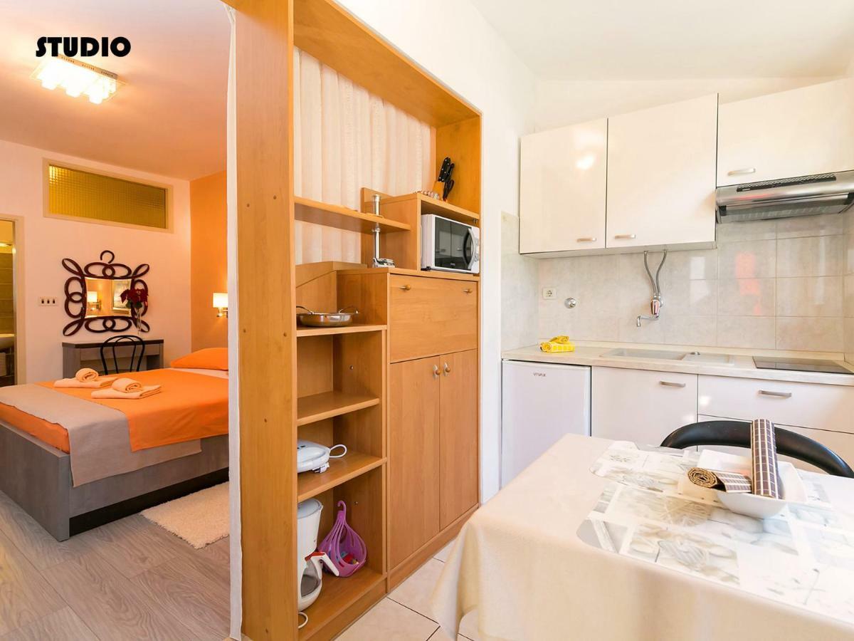 Apartments Nives Poreč Kültér fotó